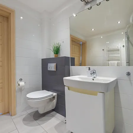 Borcharda, Sun & Snow