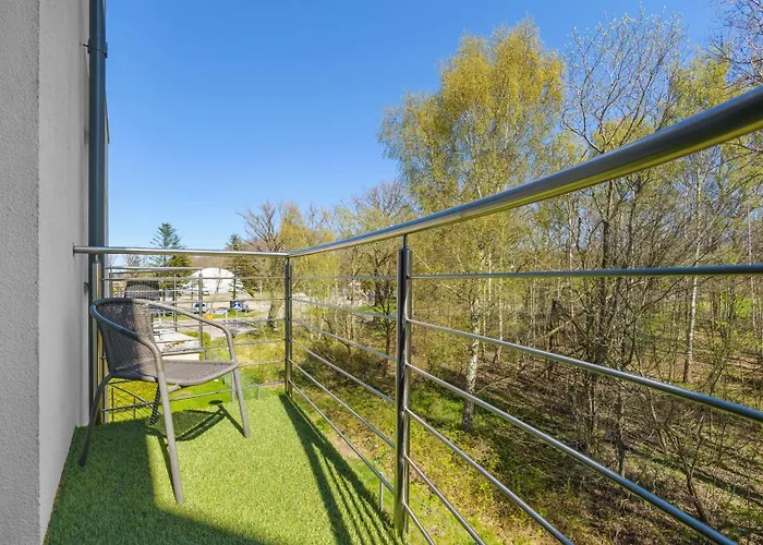 Borcharda, Sun & Snow *